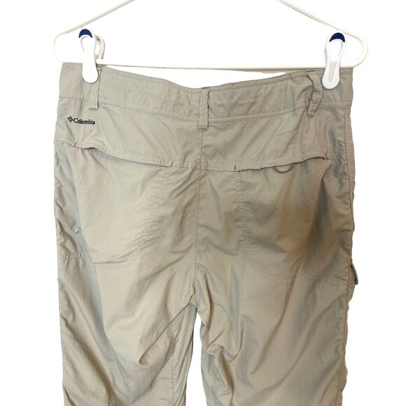 Columbia Women's Khaki Cargo Capris with Button Adjustable Waist Size 8 - Picture 4 of 15